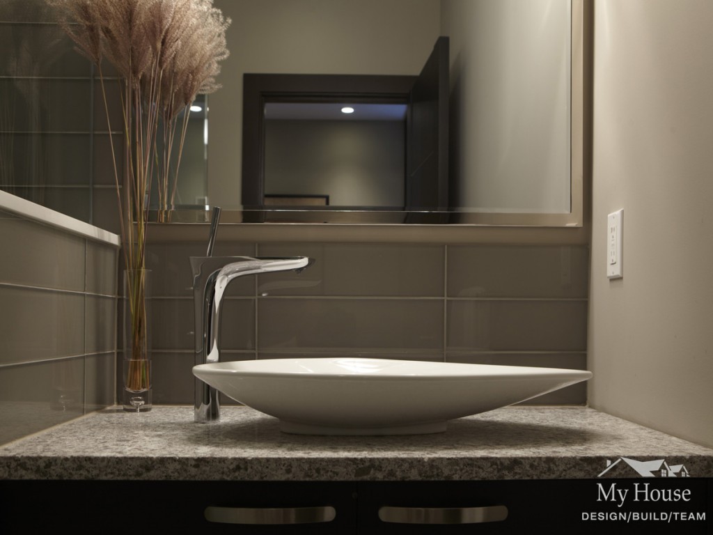 Bath Sinks & Faucets