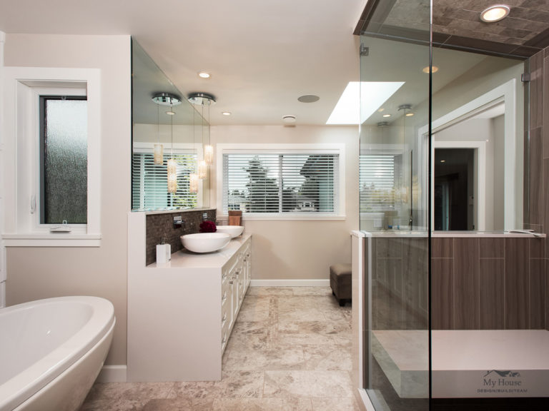 Vancouver Bathroom Renovation - Bath Contemporary