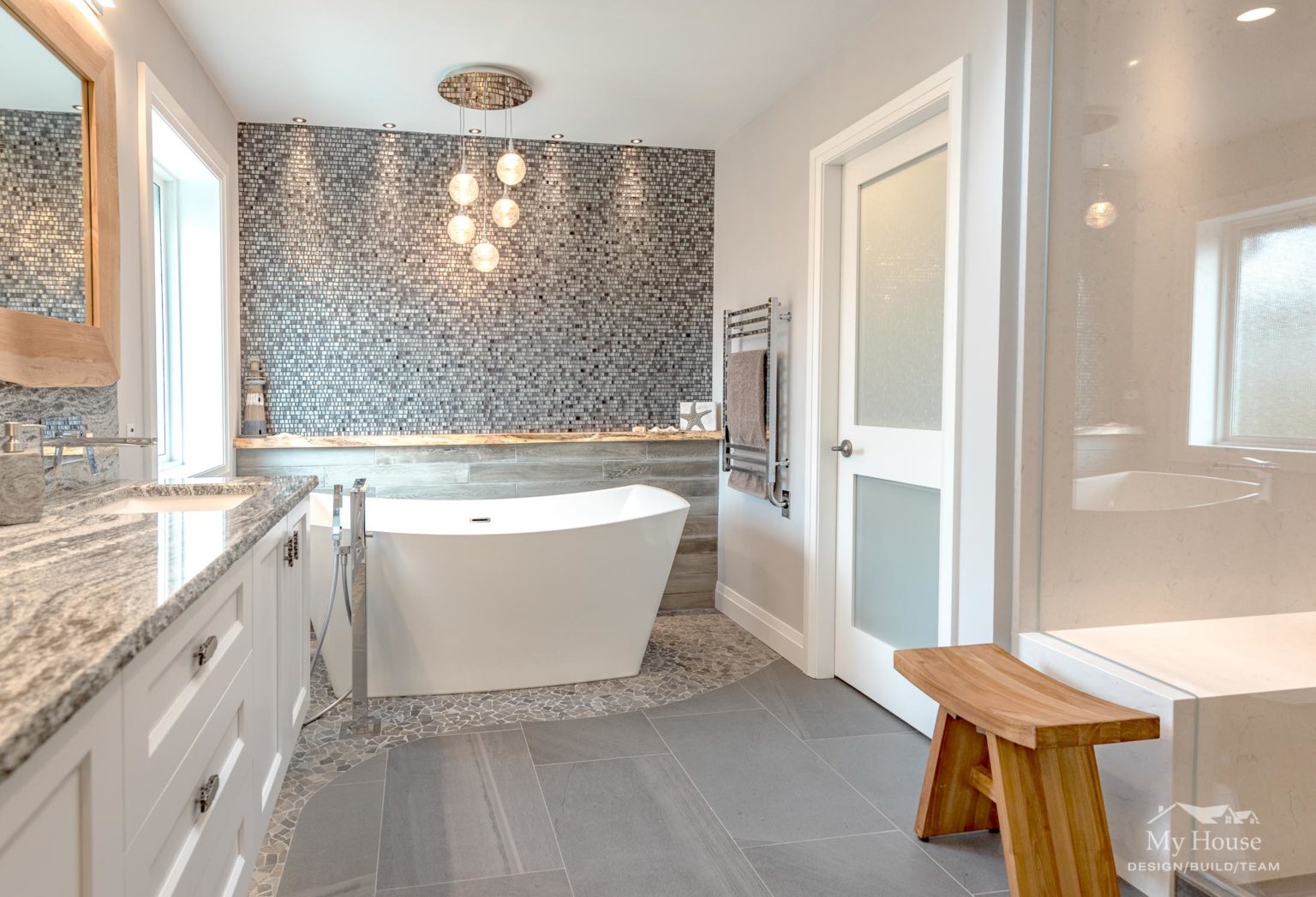 Vancouver Bathroom Renovation - Bath Contemporary